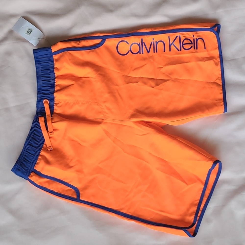 Calvin Klein boys swim trunks NWT szM 12/14  [956]